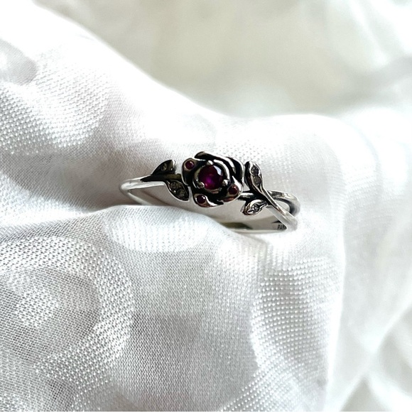 🌹 NWOT Beauty and the Beast Rose Ring - Princess Belle✨ - Picture 7 of 13